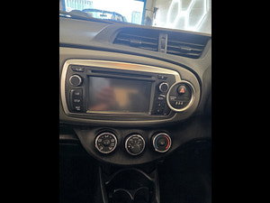 Toyota Yaris thumbnail