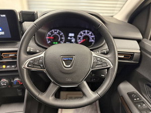 Dacia Sandero Stepway thumbnail