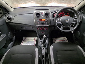 Dacia Sandero Stepway thumbnail