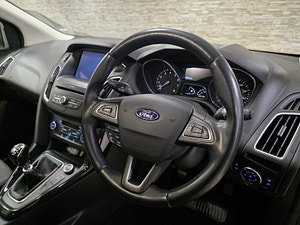 Ford Focus thumbnail
