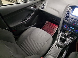 Ford Focus thumbnail