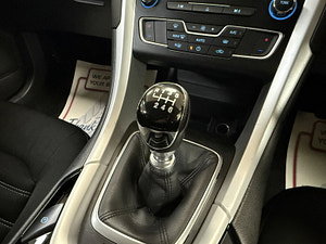 Ford Mondeo thumbnail