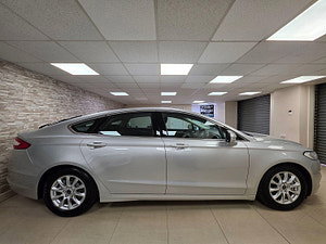 Ford Mondeo thumbnail