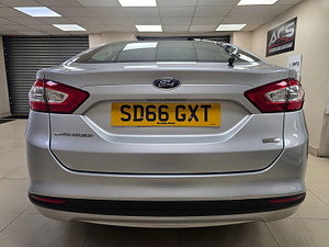 Ford Mondeo thumbnail
