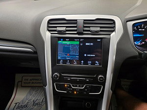 Ford Mondeo thumbnail