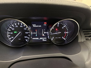 Land Rover Range Rover Evoque thumbnail