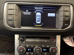 Land Rover Range Rover Evoque thumbnail
