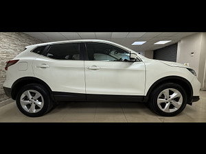 Nissan Qashqai thumbnail