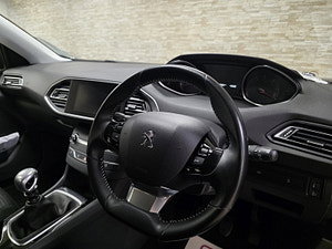 Peugeot 308 SW thumbnail