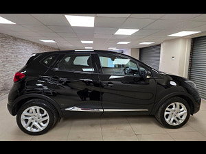 Renault Captur thumbnail