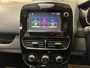 Renault Clio thumbnail