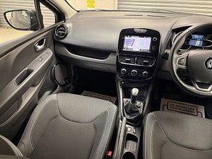 Renault Clio thumbnail