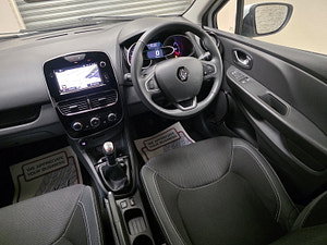 Renault Clio thumbnail