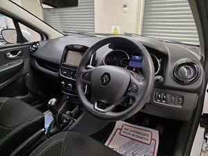 Renault Clio thumbnail