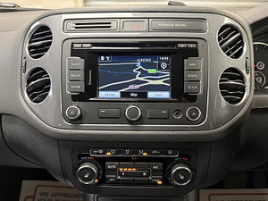 Volkswagen Tiguan thumbnail