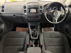 Volkswagen Tiguan thumbnail