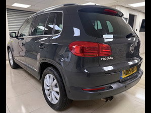 Volkswagen Tiguan thumbnail