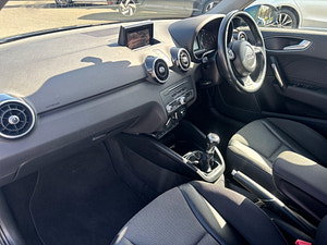 Audi A1 thumbnail