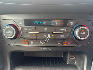 Ford Focus thumbnail