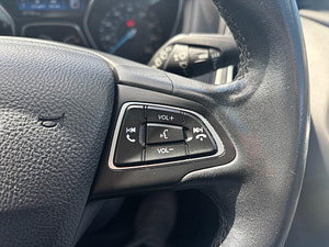 Ford Focus thumbnail