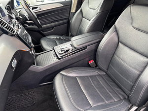 Mercedes-Benz GLE thumbnail