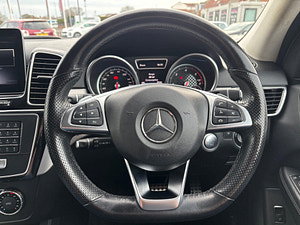 Mercedes-Benz GLE thumbnail