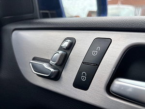 Mercedes-Benz GLE thumbnail