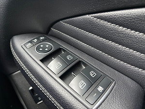 Mercedes-Benz GLE thumbnail