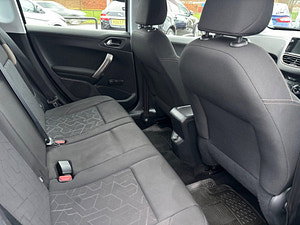 Peugeot 2008 thumbnail