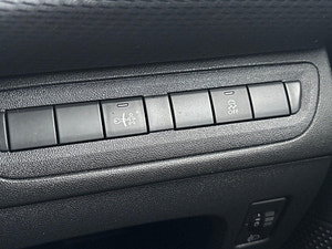 Peugeot 2008 thumbnail