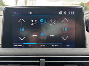Peugeot 3008 thumbnail