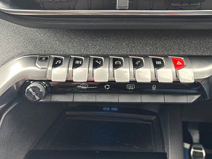 Peugeot 3008 thumbnail