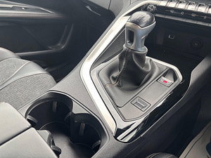Peugeot 3008 thumbnail