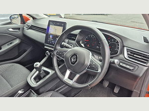 Renault Clio thumbnail