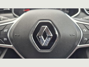 Renault Clio thumbnail
