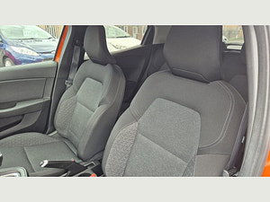 Renault Clio thumbnail