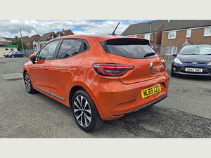 Renault Clio thumbnail