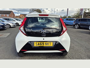 Toyota Aygo thumbnail