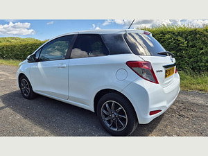Toyota Yaris thumbnail