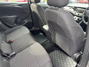 Vauxhall Astra thumbnail