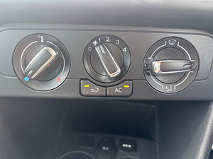 Volkswagen Polo thumbnail