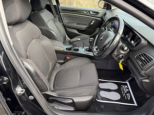 Renault Megane thumbnail