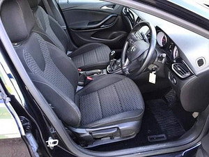 Vauxhall Astra thumbnail