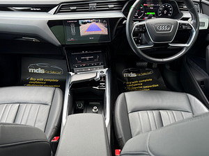 Audi E-tron thumbnail