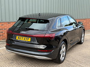 Audi E-tron thumbnail