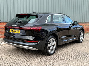 Audi E-tron thumbnail