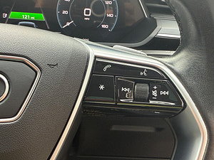 Audi E-tron thumbnail