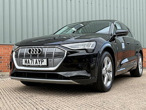 Audi E-tron thumbnail