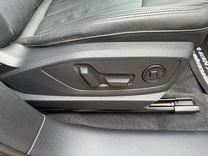 Audi E-tron thumbnail