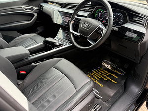 Audi E-tron thumbnail
